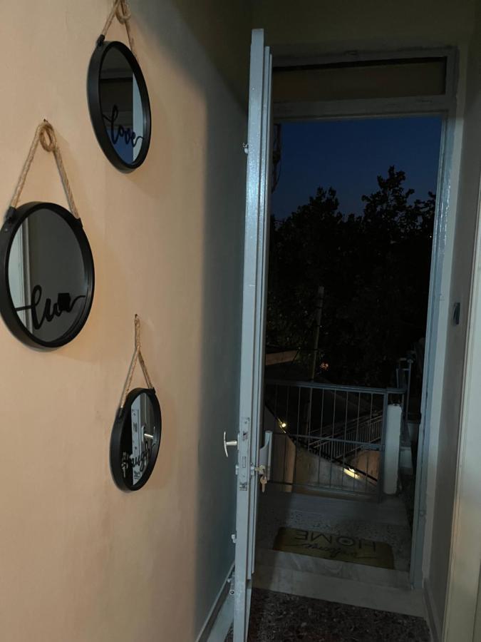 Retro Apartment Patras Luaran gambar